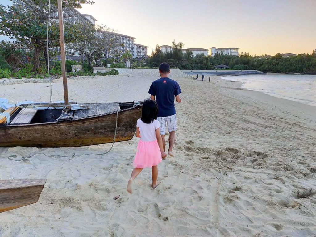ハレクラニ沖縄のビーチは白砂